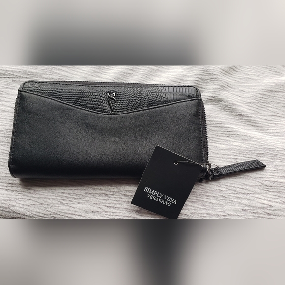 Vera Wang pocket book - Picture 3 of 3